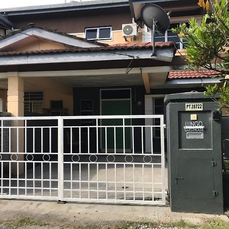 Lungo Guesthouse Kuala Terengganu Buitenkant foto