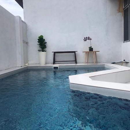 Lungo Guesthouse Kuala Terengganu Buitenkant foto