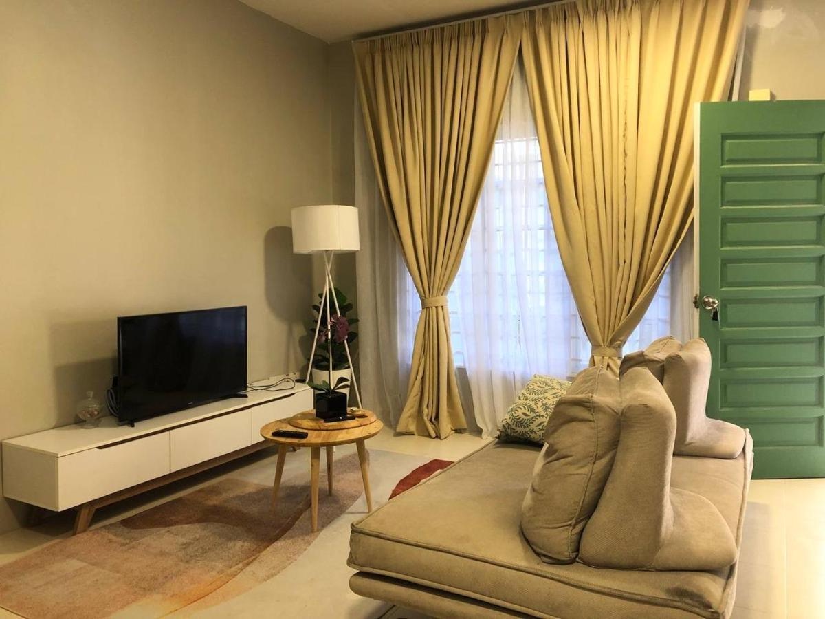 Lungo Guesthouse Kuala Terengganu Buitenkant foto