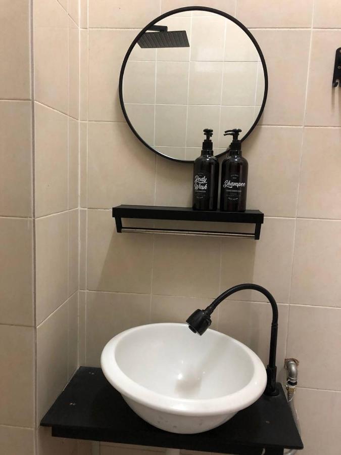 Lungo Guesthouse Kuala Terengganu Buitenkant foto